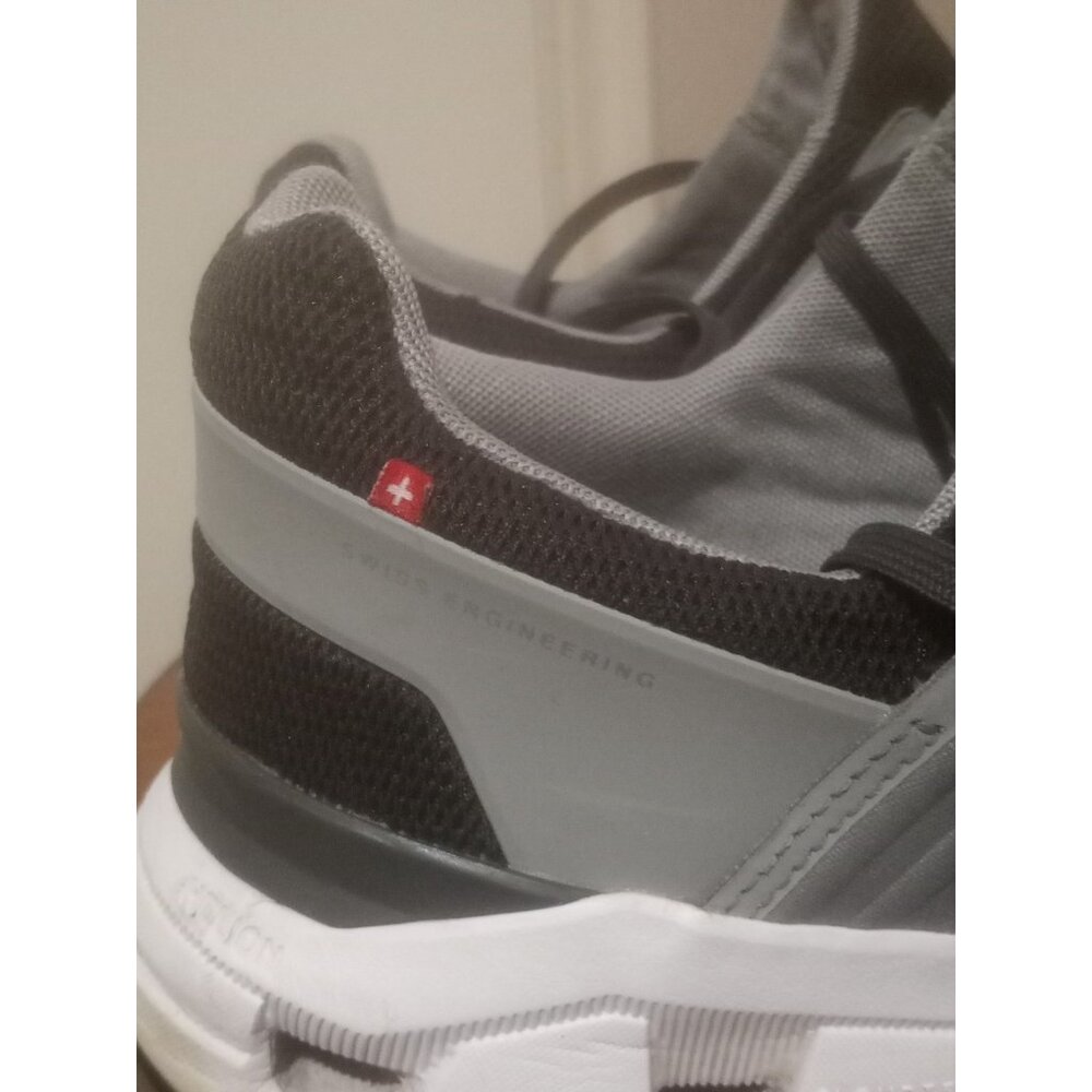 On Running On Cloud Men's Cloudswift Helion Runni… - image 4